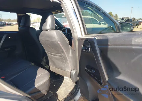 2018 Toyota Rav4 Se из США, поврежденный, VIN JTMNFREV5JJ190953